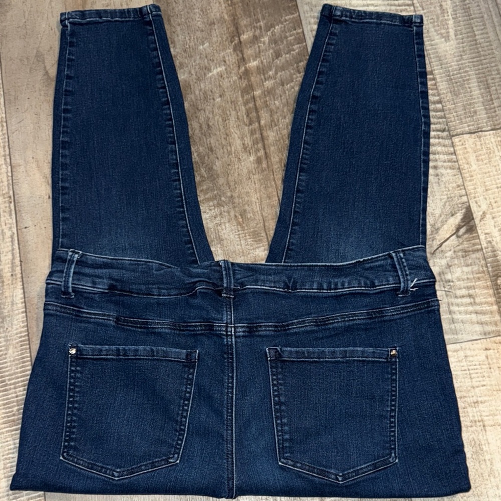 MAURICES jeans-size 20‎